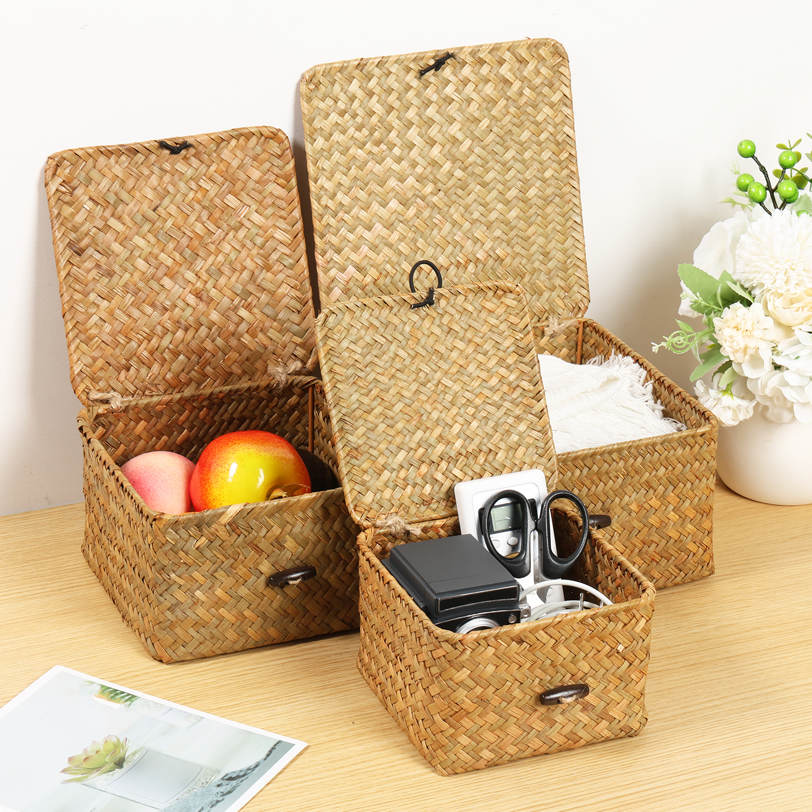 3 stk. vevd oppbevaringskurv med lokk, 3 størrelser stabelbare, håndlagde kurvbeholdere, multifunksjonell oppbevaringsboks for leker, kosmetikkskap