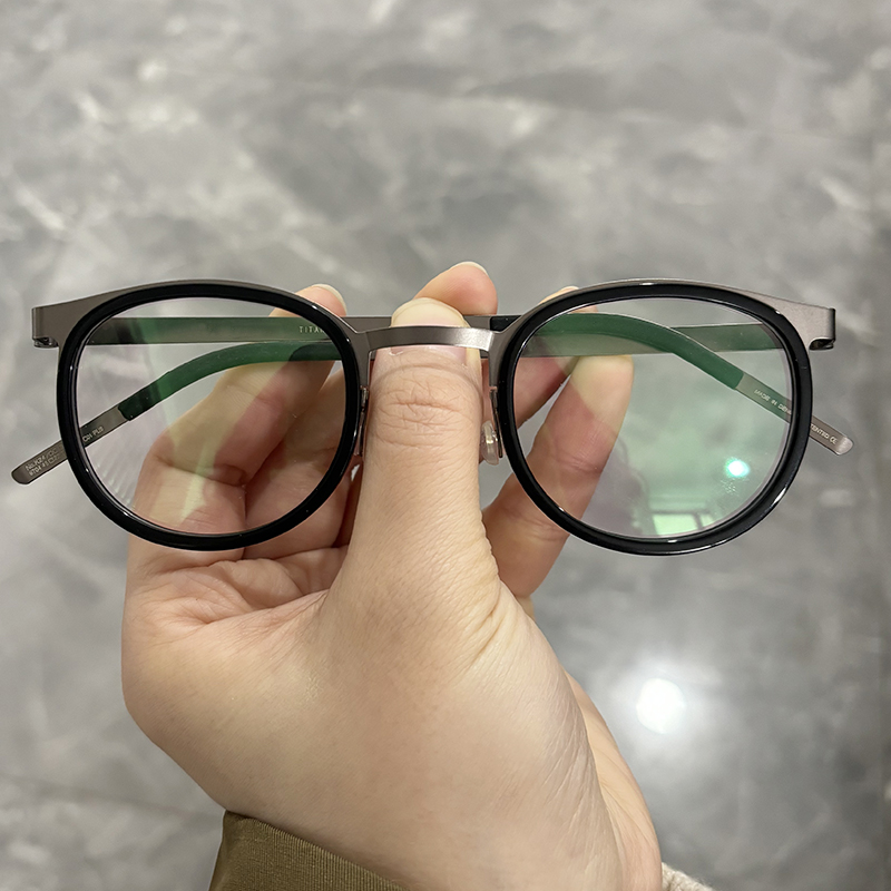Danemark lunettes ultralégères cadre hommes femmes rétro rond sans vis lunettes titane acétate Oculos classique 9704: Marron