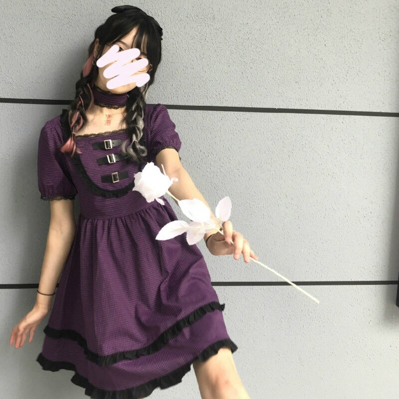 Harajuku japonés gótico Lolita para mujer, Vestido corto de morado con botones cuadrados y cuello de encaje con volantes