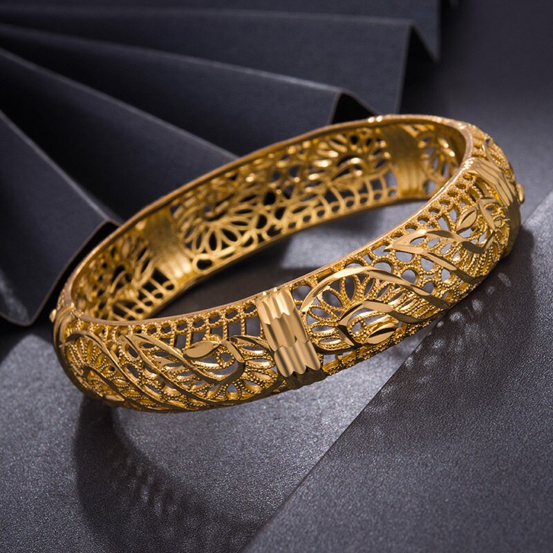 Wando 4 Stks/partij Top Dubai Gouden Kleur Armbanden Voor Vrouwen Meisje Nigeria Ghana Jamaica Guyana Bruiloft Nationale Sieraden