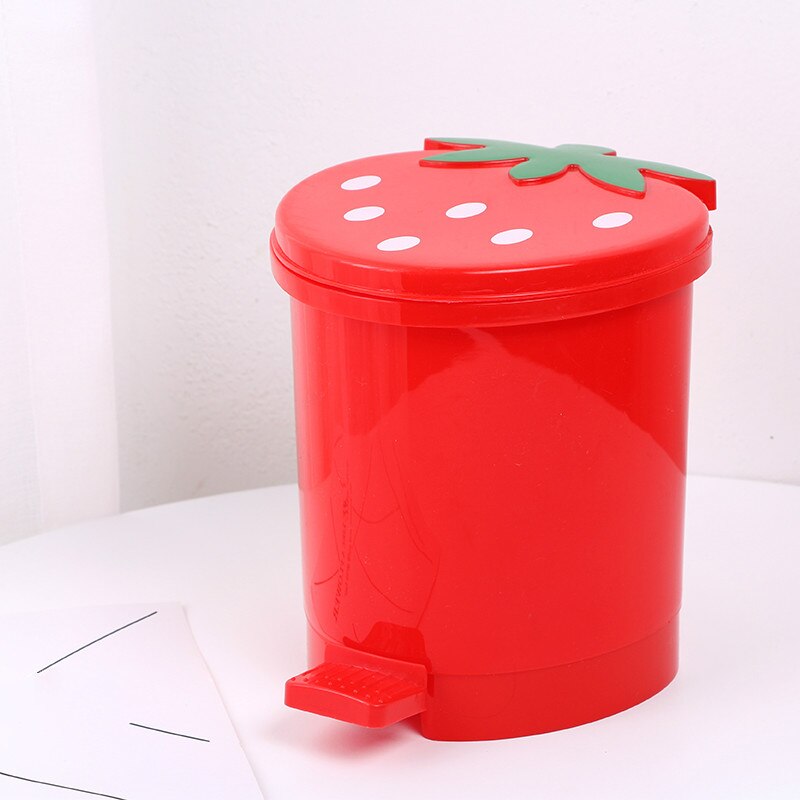 Söt rosa röd jordgubbssoptunna skrivbord bärbar plast mini sopkorg hem sovrum förvaring hink papperskorg med lock