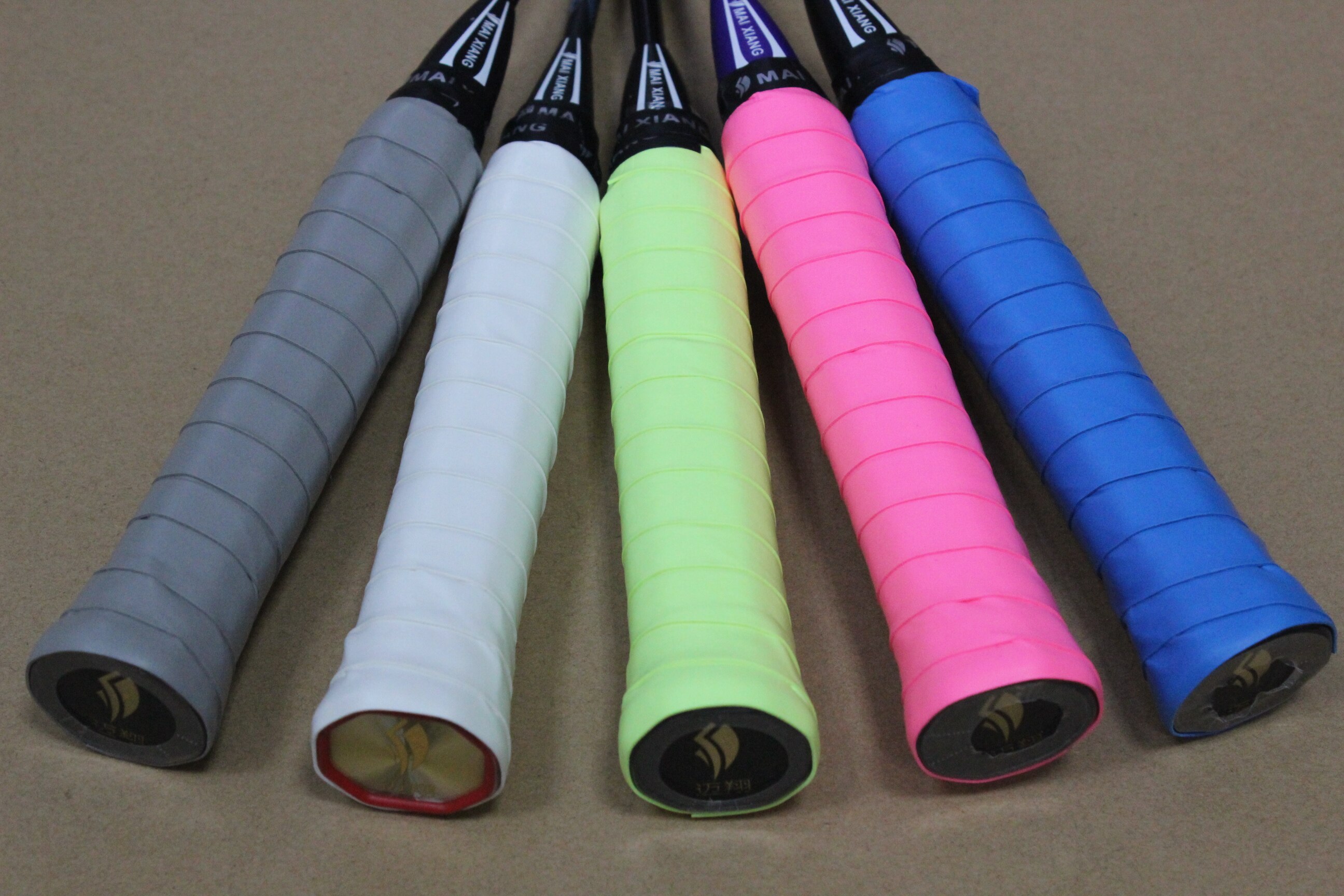 dry frosting sweat band grip ( 60 pcs in one set ) badminton racket sweat band . tennis racket overgrips