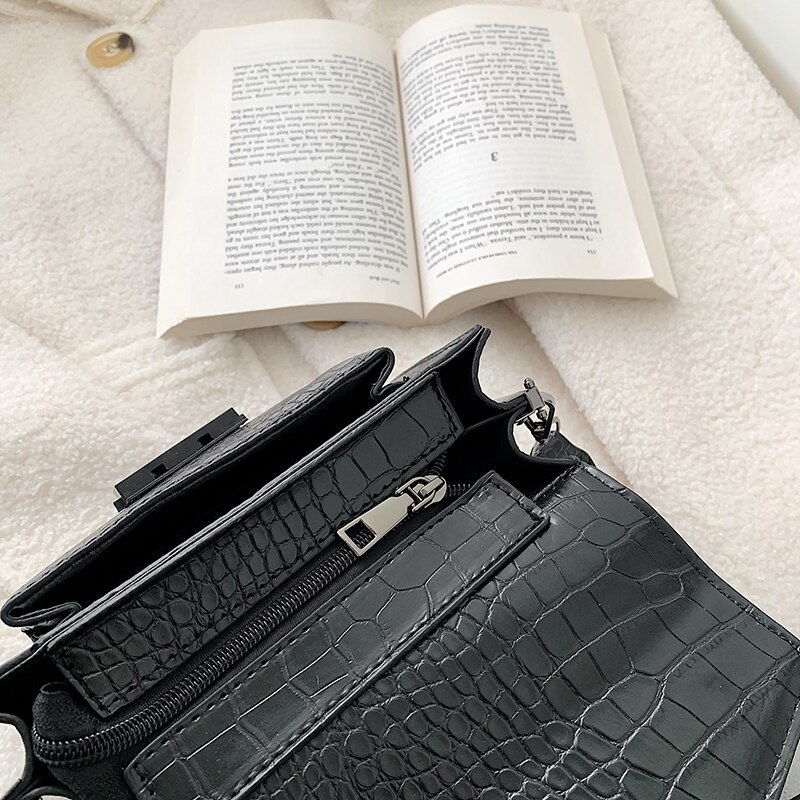 Stijl Mini Handtas Dames Mode Kleine Tas Eenvoudige Stijl Schoudertas Retro Brede Schouderriem Messenger Bag Portemonnee