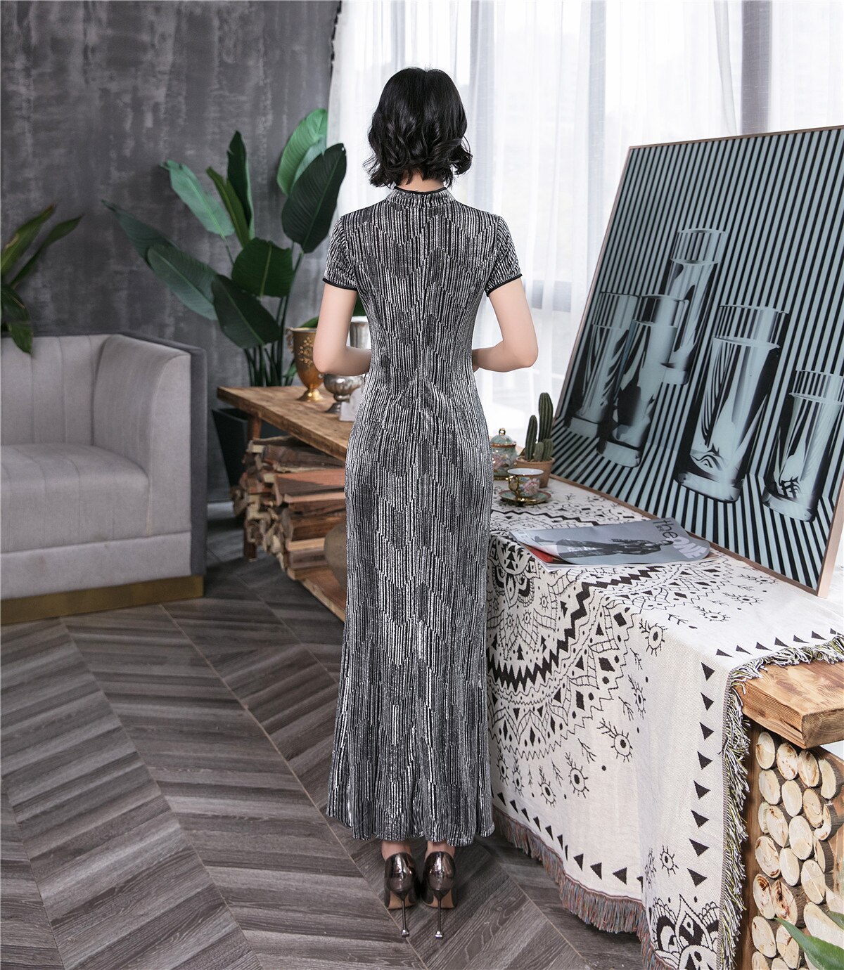 Shanghai Story Long Cheongsam Sequins Qipao High Split Chinese Traditional Dress 2 Color