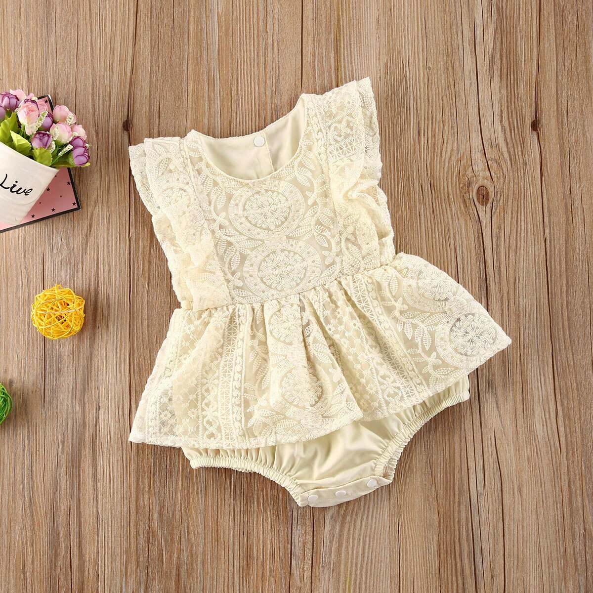 0-24M Infant Baby Girls Boys Rompers Sleeveless Ruffles Lace Flowers Lovely Jumpsuits Outfits