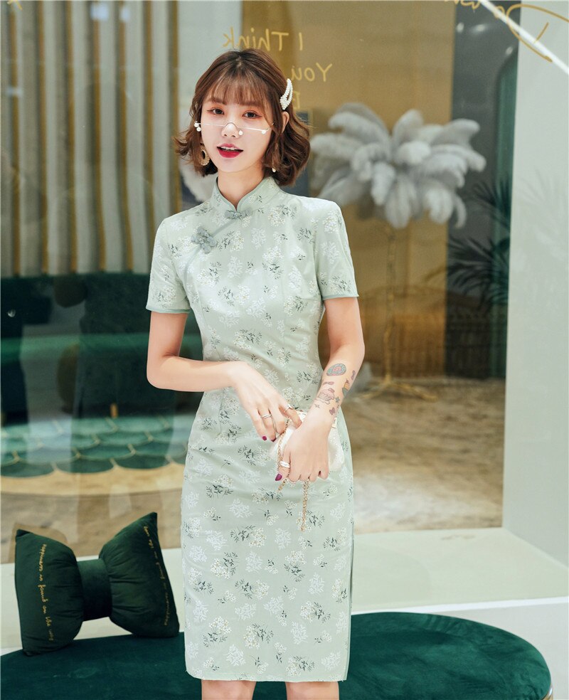 Qipao-vestido verde brillante, mujer, de manga corta, algodón y lino, estampado de flores, Cheongsam moderno, novedad de verano: XL