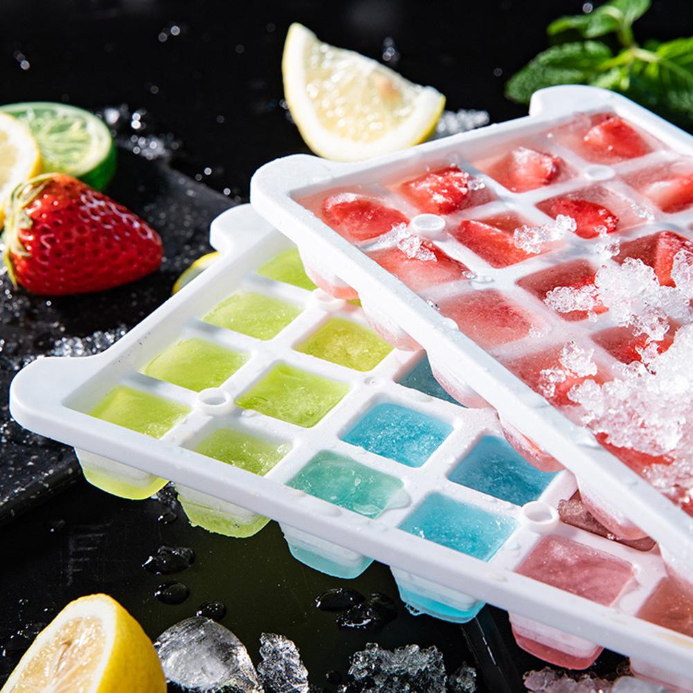 Soft Silicone Ice Tray Ice Modl Box Frozen Ice Cube Cold Drink Maker with Lid Household Refrigerator Quick Freezer 3.3L Ice Box