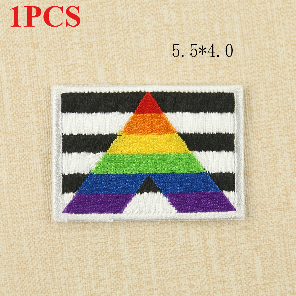 Naszywki haftowane na komputer, naklejki na odzież, akcesoria, motyw \"Książka o miłości z kwiatami\", \"Płonąca Krawędź\", \"Kapitół\".: Antyczne srebro
