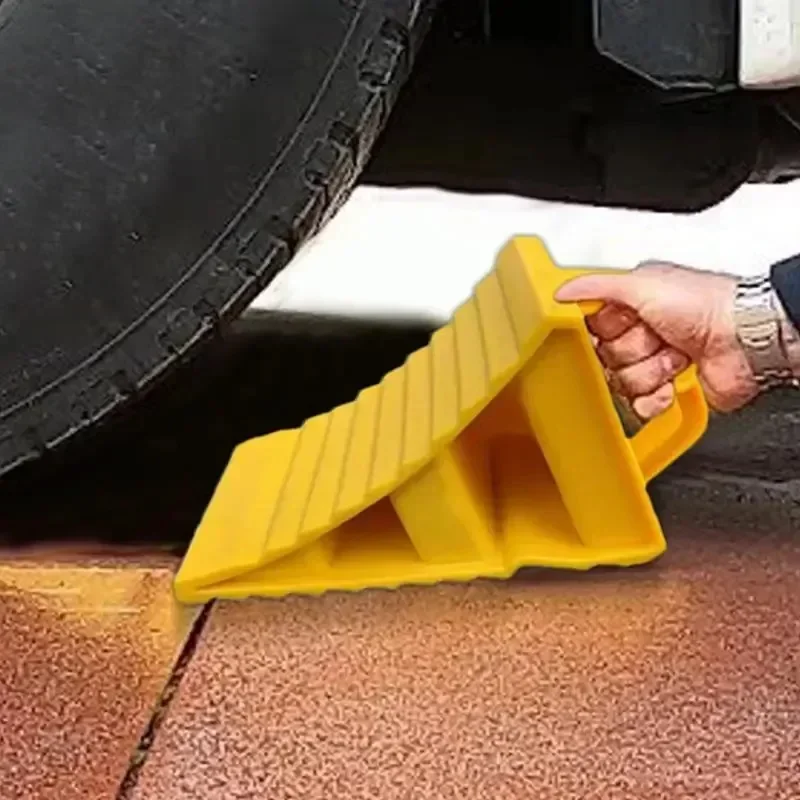 Kannettava pyöräkiila kahvoilla ajoneuvon kuorma-auton renkaan pysäytin pyörän ramppi luistonesto pyöränsuuntauseste matkailuautoille perävaunu kuorma-auto