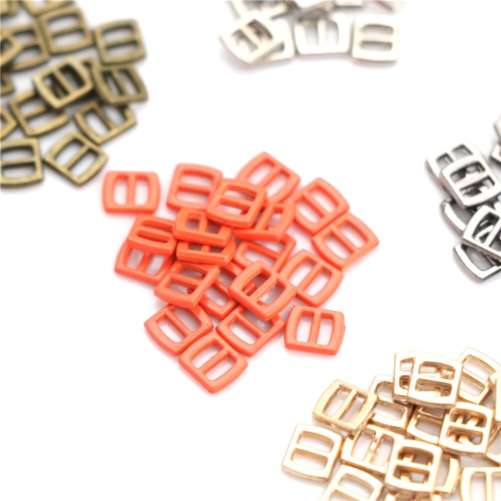 Najnowszy 10 sztuk mini tri-poślizg 3 mm ultra-małe klamry pasa ubranka dla lalki przyciski klamerka robić butów lalki blyth akcesoria robić odzieży