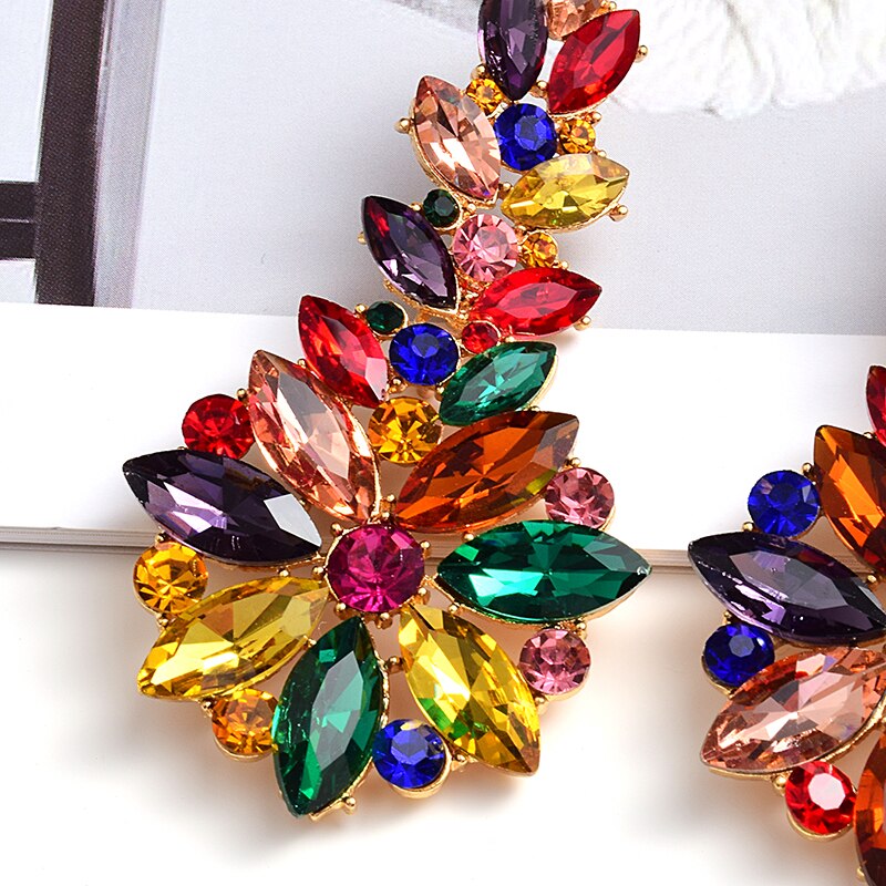 Cercei lungi din metal colorati cu cristale strasuri inalte accesorii de bijuterii pentru femei