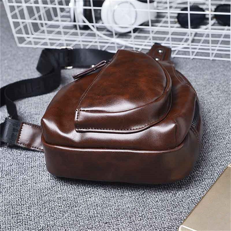 Handbag For Men's Chest Bag Men Leather Chest Pack Leather Backbag With Headphone Functional Travel Organizer Male Sling Bag