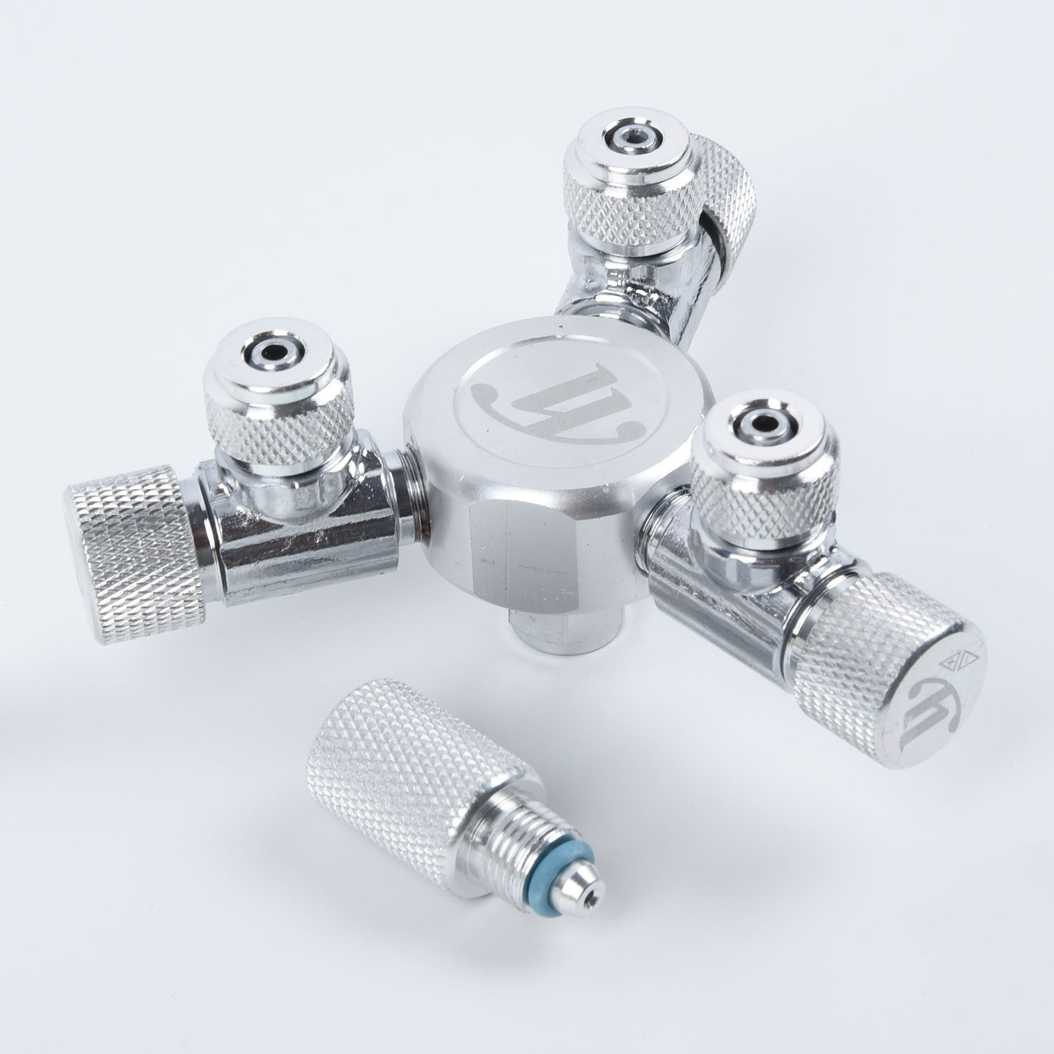 Distributor Aquarium Co2 Splitter Needle Valve Solenoid Regulator W02-02-06 Different Tanks CO2 To Aquariums For Air Line 4 / 6m: W02-03