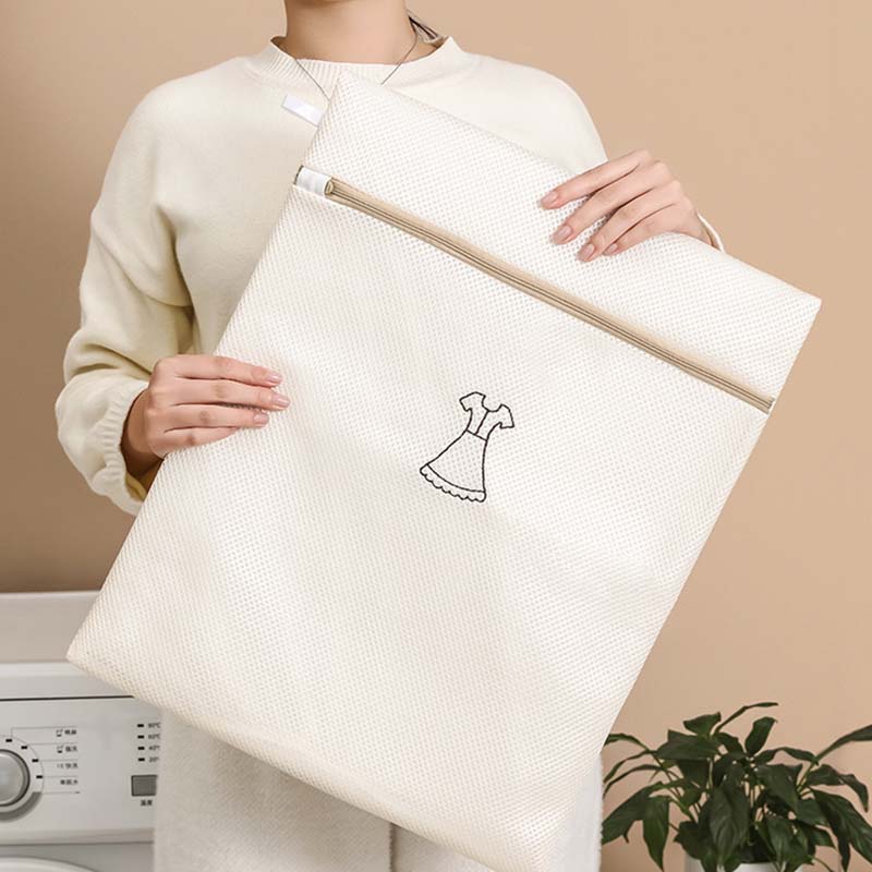 Embroidery Washing Bags Mesh Polyester Laundry Bag Portable Net Bra Wash Basket Organizer For Underwear Clothing Laundry Bag