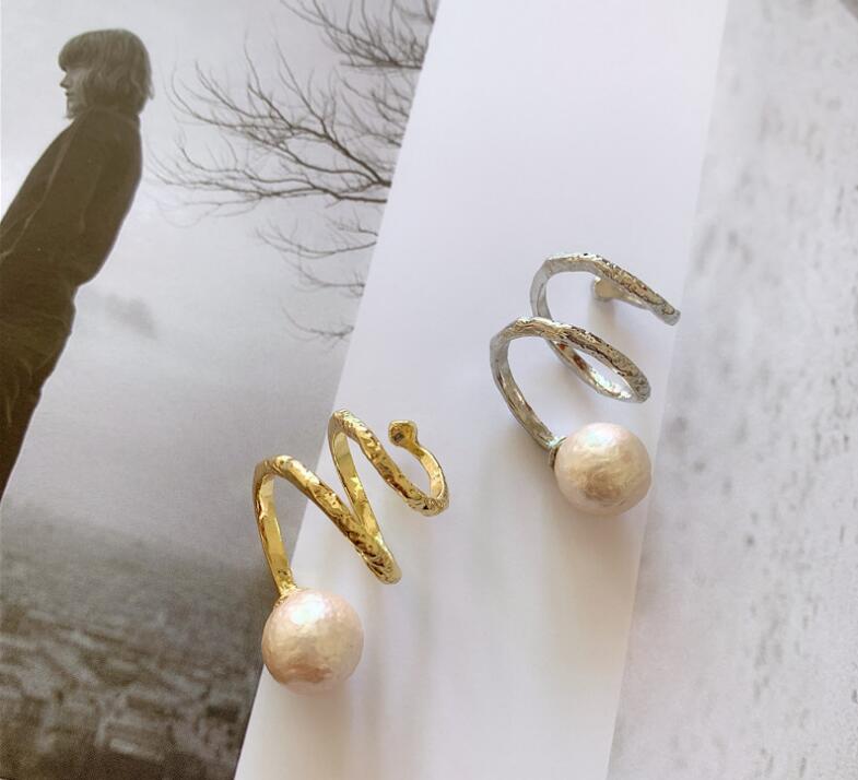 ins ragazze fredde aprire a spirale anello del progettista delle donne modelli mostrano metallo della perla di personalità anello