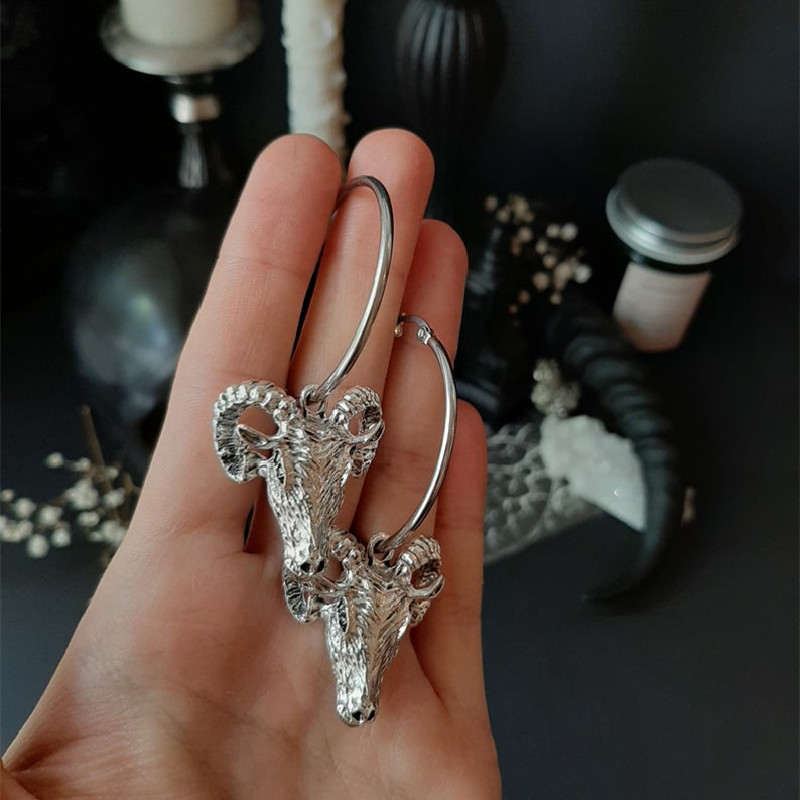 Baphomet Waga Koza Kolczyki Gotycka Czarownica Szatan Okultystyczna Biżuteria Alternatywna Szatańska Baran Czaszka Moda Średniowieczny Prezent dla Kobiet