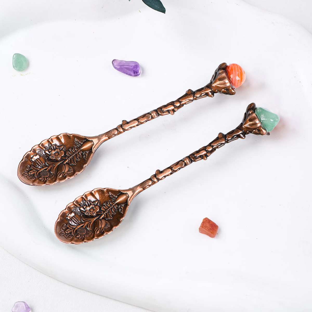 Crystal Head Spoon Dining Bar Vintage Royal Style Spoons Alloy Carved Leaf Mini Coffee Spoon Dessert Tea Home Decor