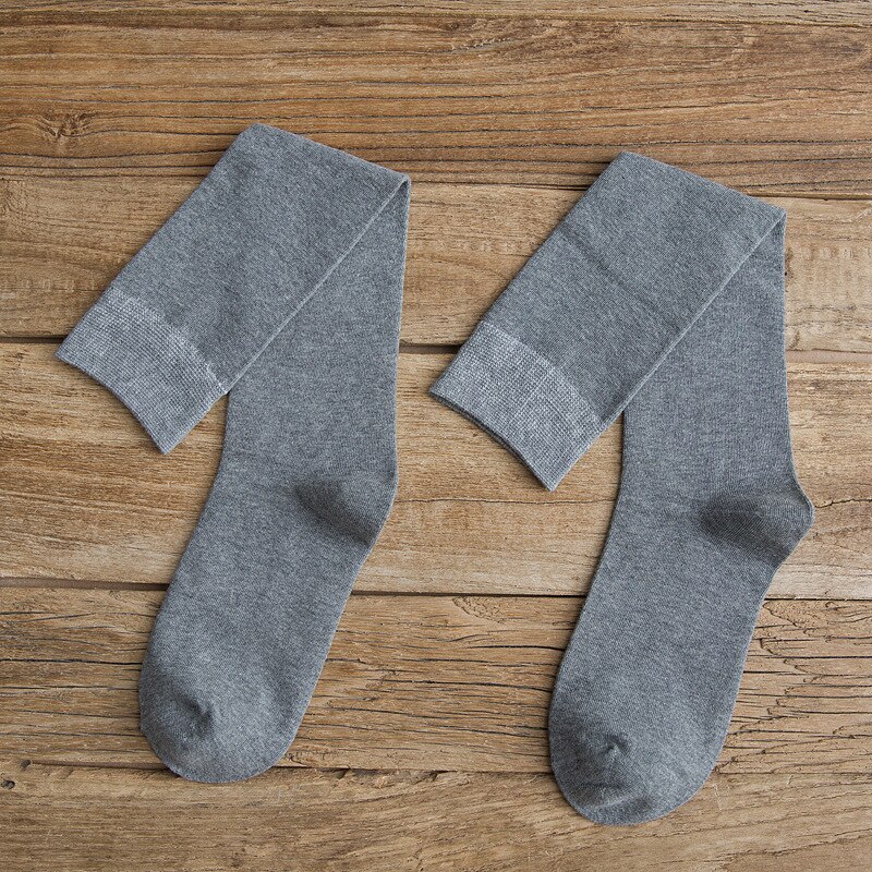 Koreaanse hoge kuitsokken dames effen kleur lange kniekousen japanse herfst winter warme kousen zachte ademende katoenen sokken: Lichtgrijs