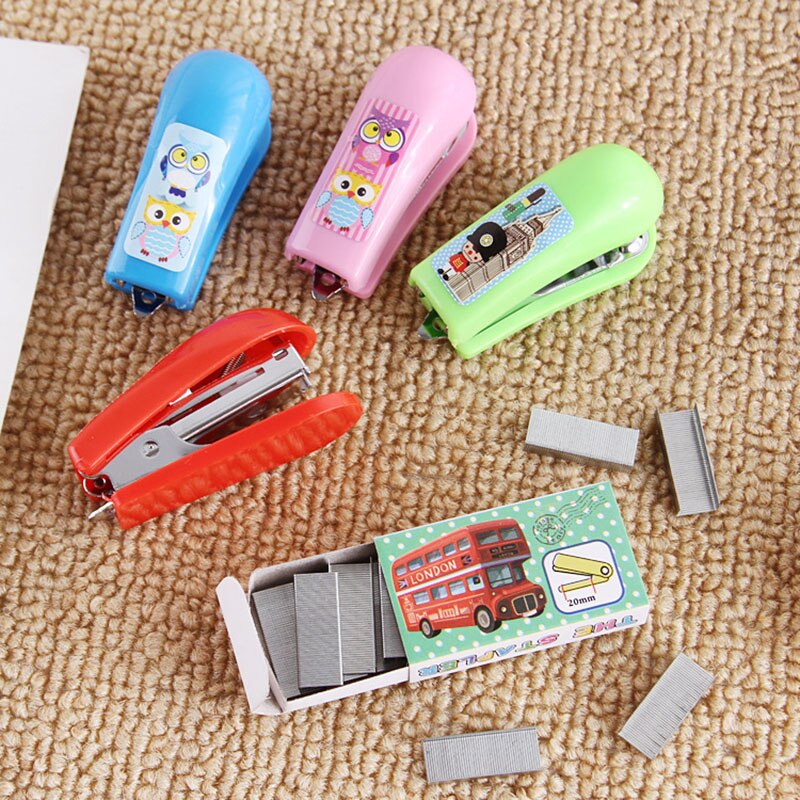 Leuke Cartoon Nietmachine Kantoor Leren Nietmachine Student Levert Creatieve Mini Nietmachine