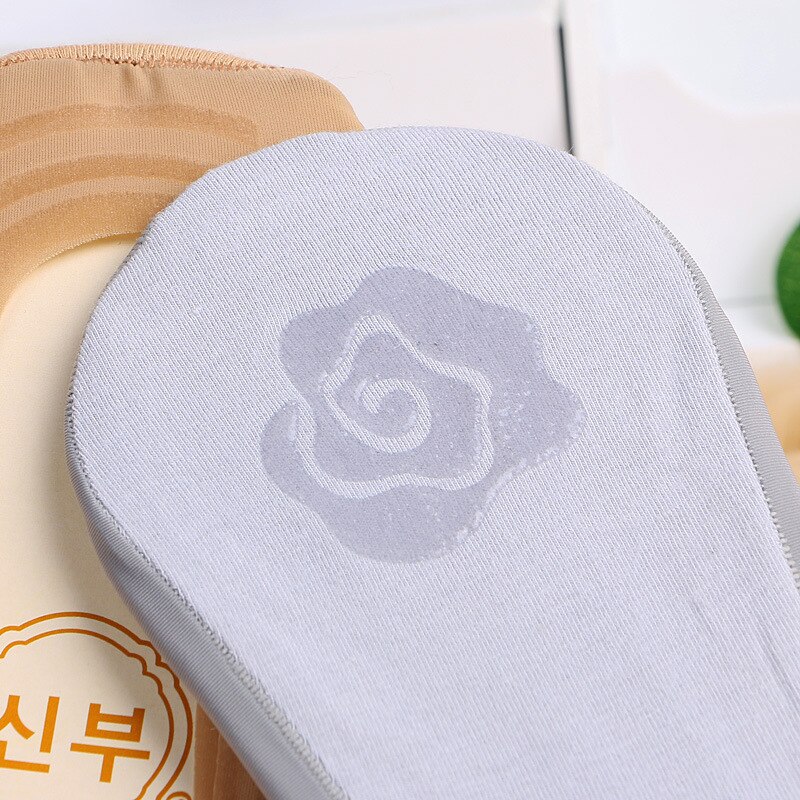 Ice Silk Cotton Bottom Invisible Socks Rose Silicone Non-slip Boat Socks 1 pair Soft Shallow Mouth Socks Women Summer