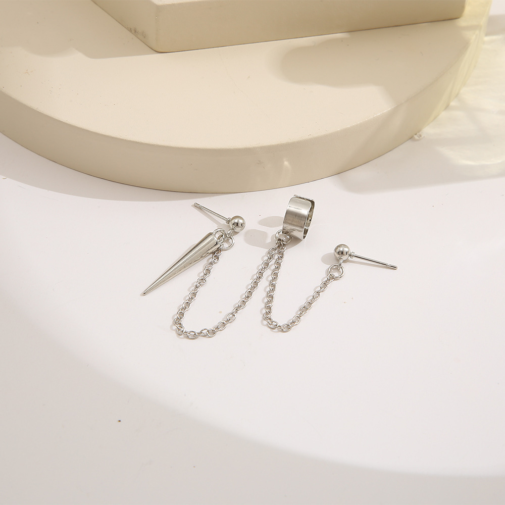 Pendientes con cadena Punk para mujer, Clip de oreja, borla larga, cono puntiagudo, sin agujero para la oreja, E7149