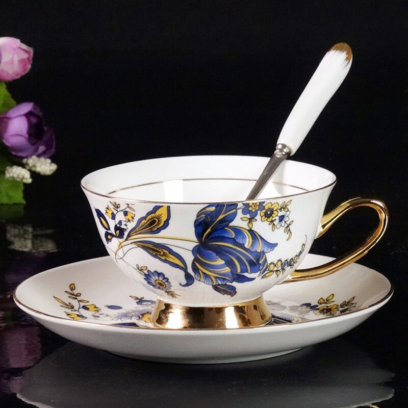 lusso d'oro Tazze di Caffè Piattino impostato nobile Oro Ceramica Glassato Pomeriggio Tazza di Caffè caffè espresso Tazza di Tazas Tasse di Trasporto Cucchiaino BB95