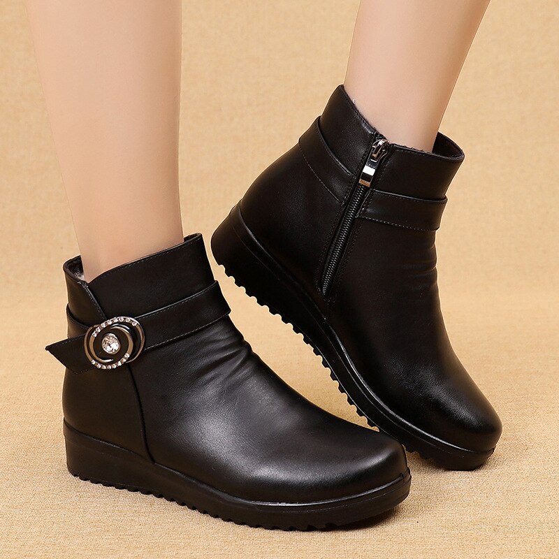GKTINOO Leather Middle-aged Mother Warm Shoes Woman Ankle Boots Snow Boots Flat Non-slip Soft Bottom Comfortable Women Boots