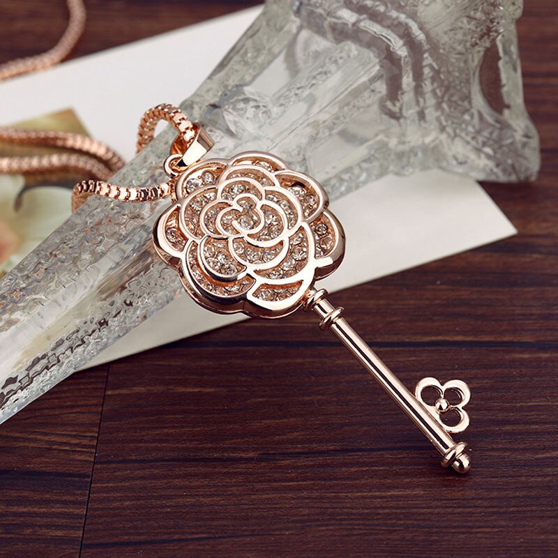 Rose Bloem Sleutel Hanger Lange Ketting Vrouwen Koreaanse Luxe Sieraden Collier Femalel Collana Colar Ketting: Gold