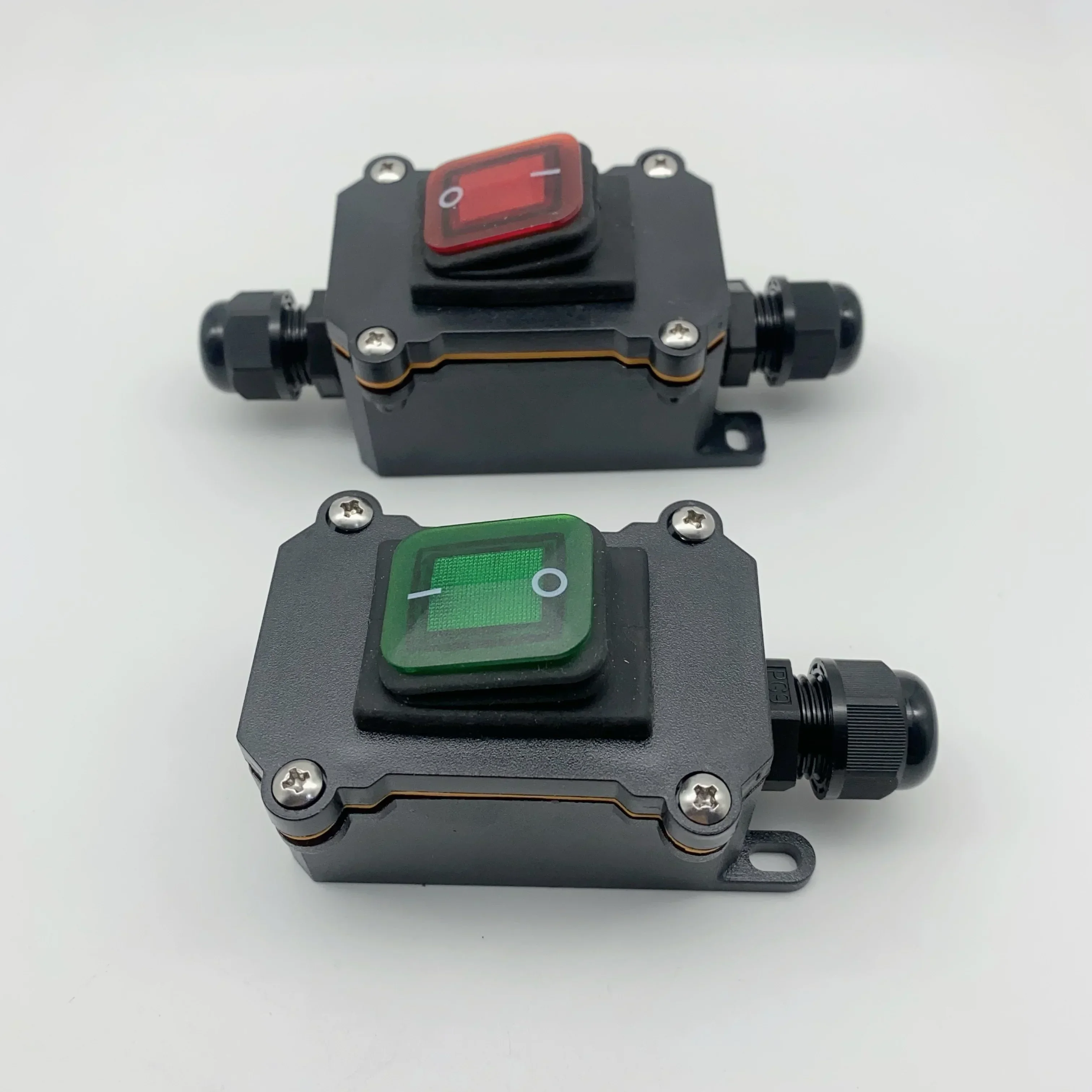 Waterdichte schakelaar Waterdichte scheepstype schakelaar 220V/24V/16A/30A Regenbestendig buiten de elektrische kamerAmpere boxSeconde versnelling IP65