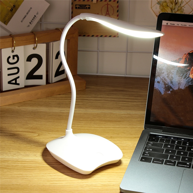 Flexibele Dimbare Bureaulamp 1.5W USB Opladen 24 LEDs USB Powered Touch Dimmen Tafellamp voor Oog Beschermen Lezen