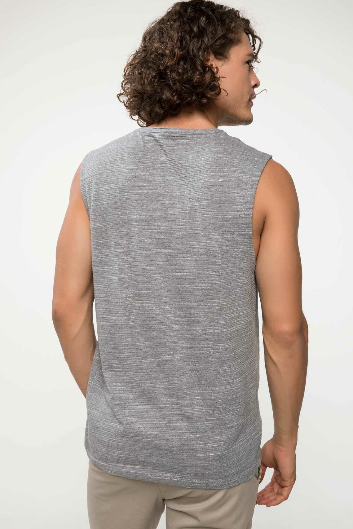 DeFacto Man Athlete Sleeveless Summer Undershirts Tops Men Casual Grey Color Casual Pockets Undershirts -I8749AZ18SM