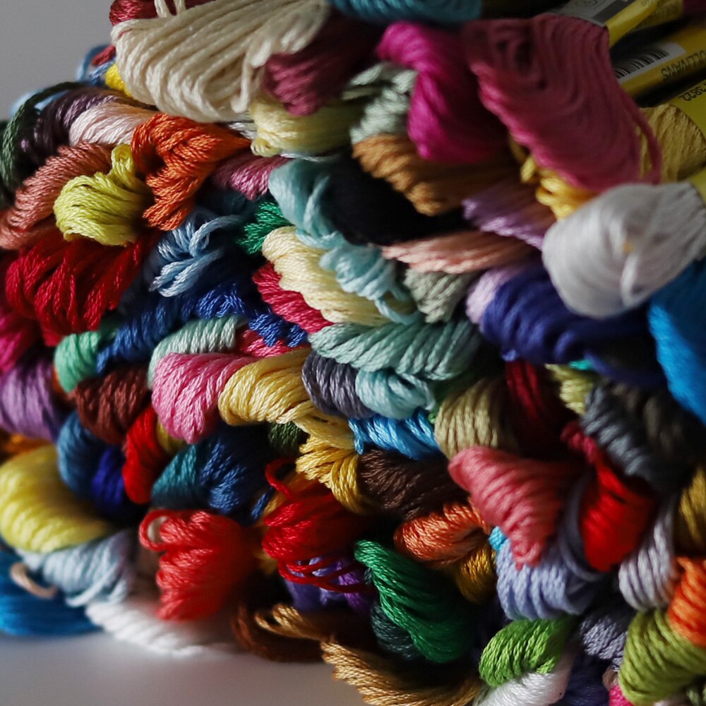 Random DM* Color Sets Soft Egyptian Cotton Embroidery Thread Yarn Crochet String Craft handmade 8 meters mixed labels: Random 100pcs