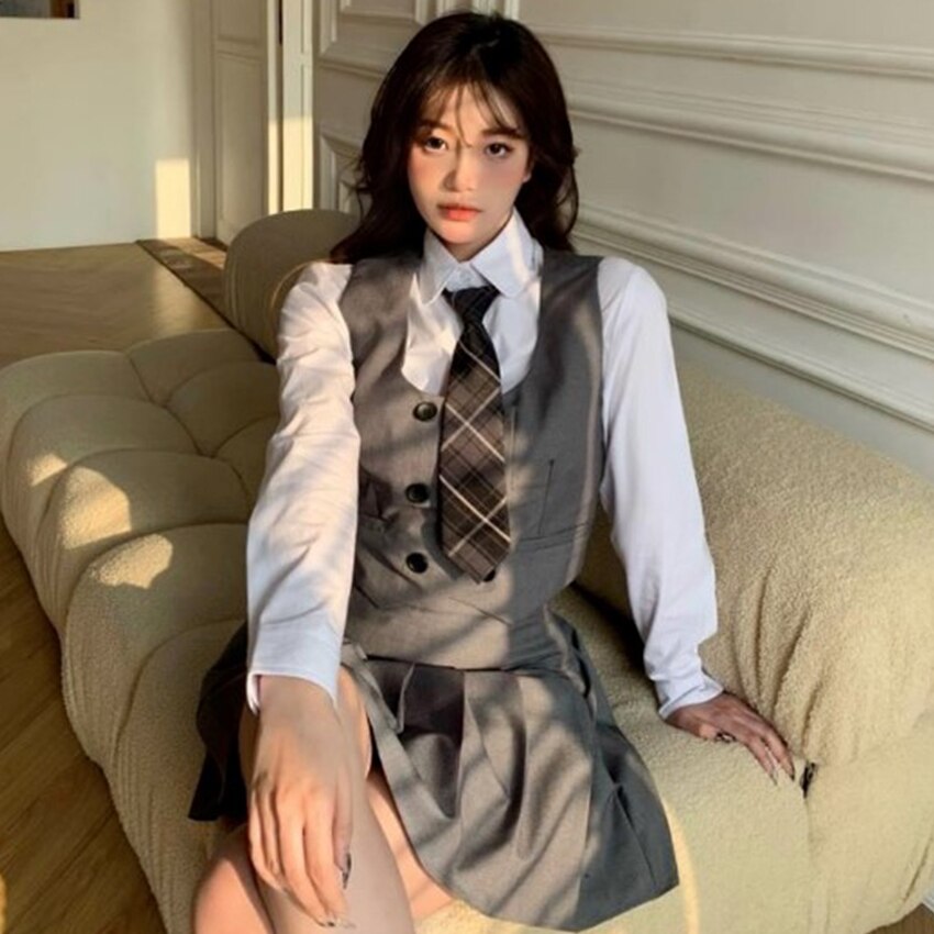 Uniforme japonais Kawaii Jk pour femmes, tenue scolaire pour filles, veste décontractée, cravate, jupe plissée, robe moderne pour dames, 2022