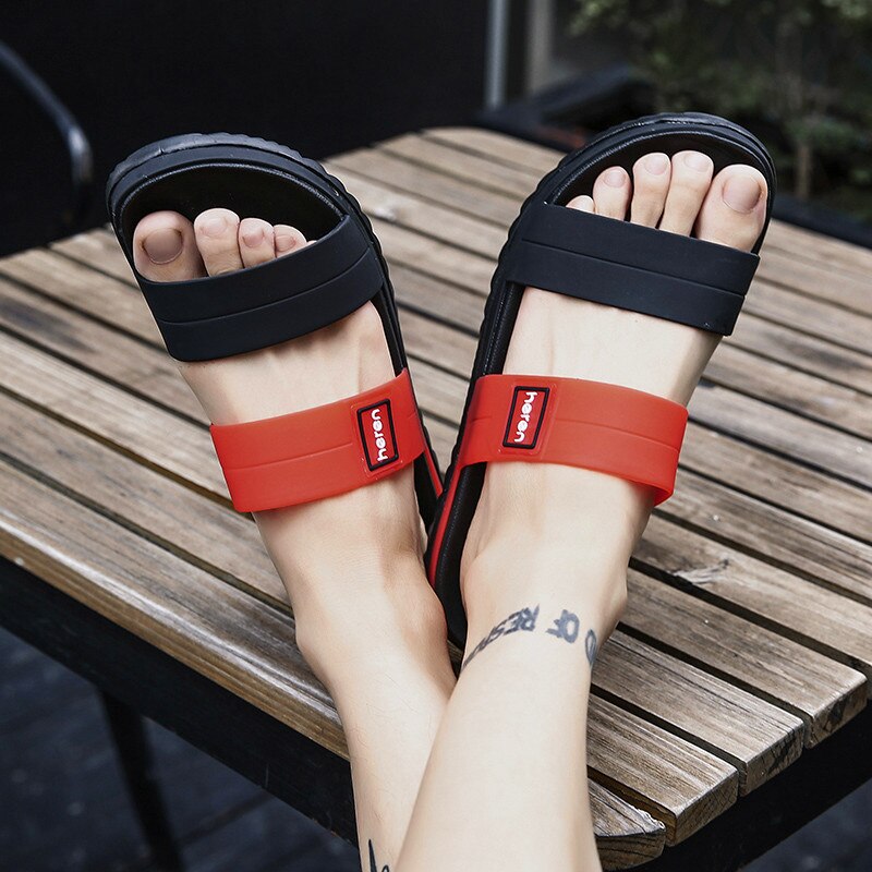 Sommer herre hjemmesko åndbare mand sandaler plus size mandlige hurtigtørre strandsko klipklapper sandalier hombre