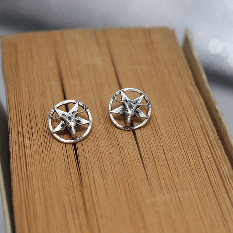 Retro Animal Earrings Silver Five-Pointed Star Bull Head Earrings Men&#39;s and Women&#39;s Punk Casual Jewelry