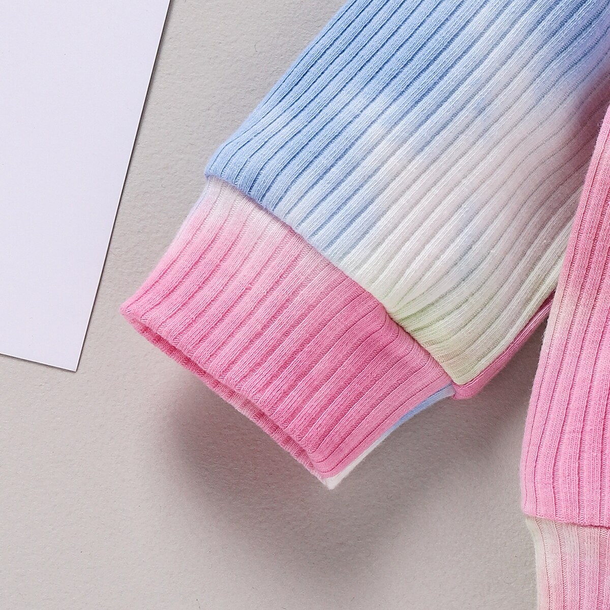 6m-4 jaar 2 stuks babymeisje lente herfst geribbelde tie dye print outfits gerimpeld lange mouwen ruche t-shirt + strik broek set