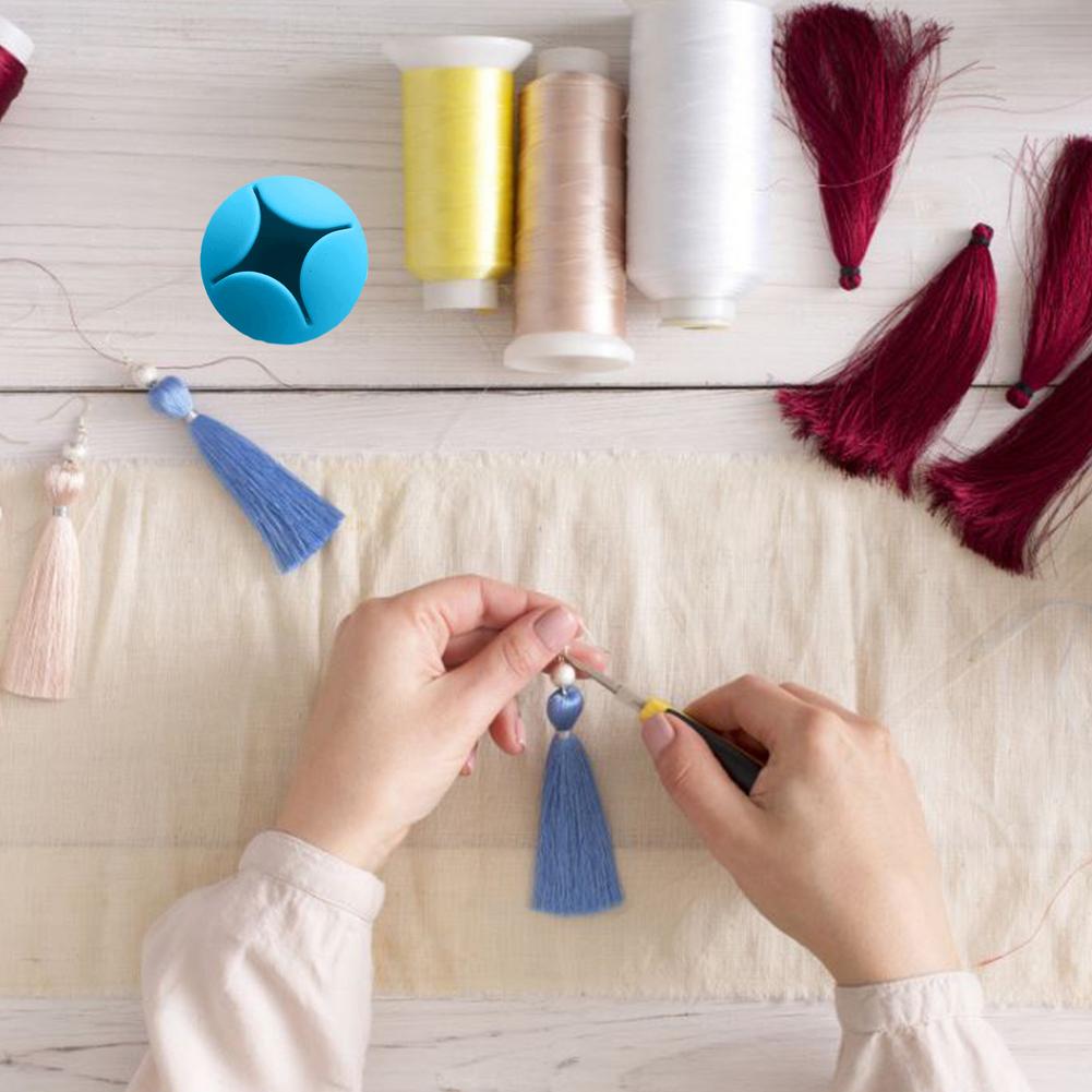 Handicraft Waste Collector Silicone Suctioned Sewing Scrap Residue Storager