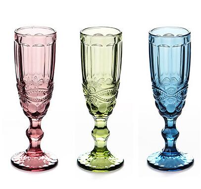 150ml sett  av 3 årgang flerfarget lettelse champagneglass juice kopp gravering høy fot glass vin kopp: En