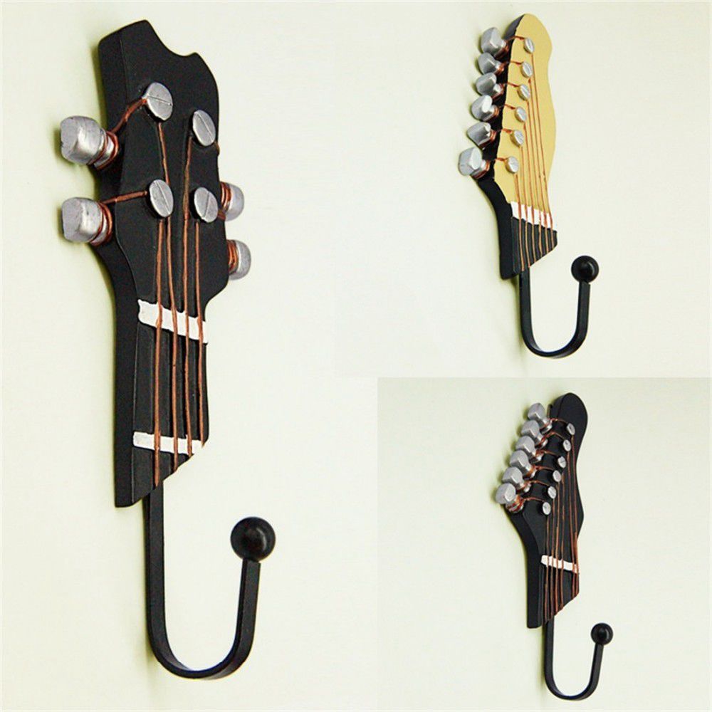 Pin 3 D Gitaar in geschenkdoosje - Broches / Speldjes / Pins - Muziek Cadeau Shop