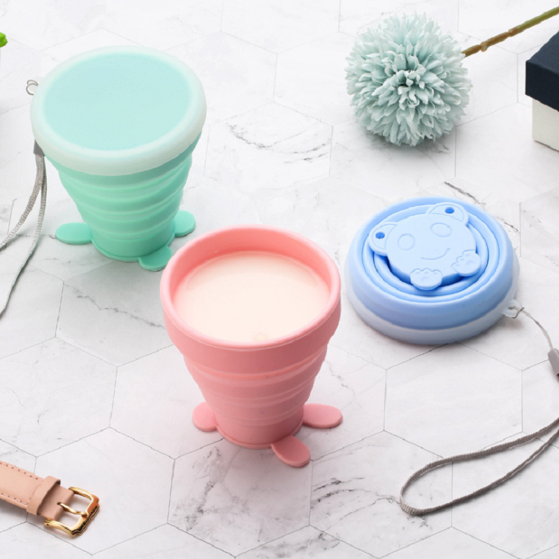 Draagbare Siliconen Cup Opvouwbare 200Ml Outdoor Telescopische Cup Kleine Cartoon Siliconen Vouwen Reizen Intrekbare Gorgelen Cup