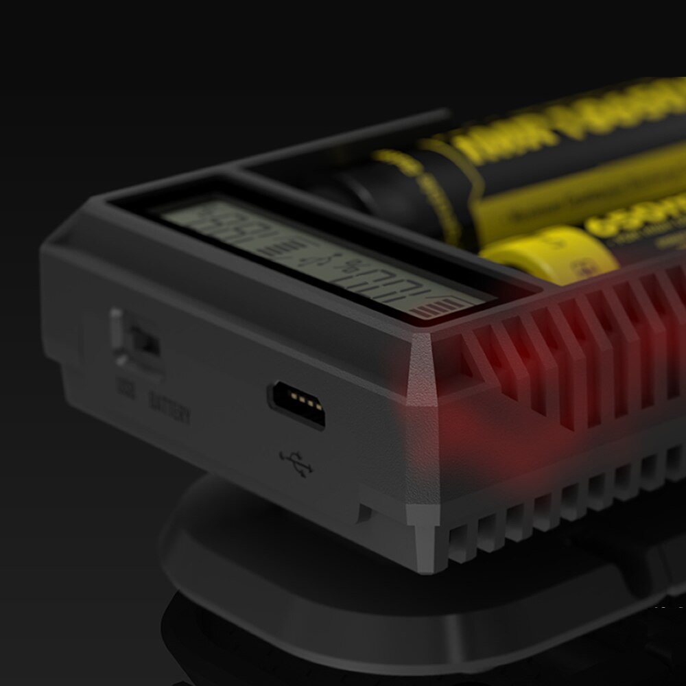 NITECORE UM20 Smart Charger LCD Display Li-ion IMR Battery Charger Universal Charger With USB Cables 18650 Power Adapter