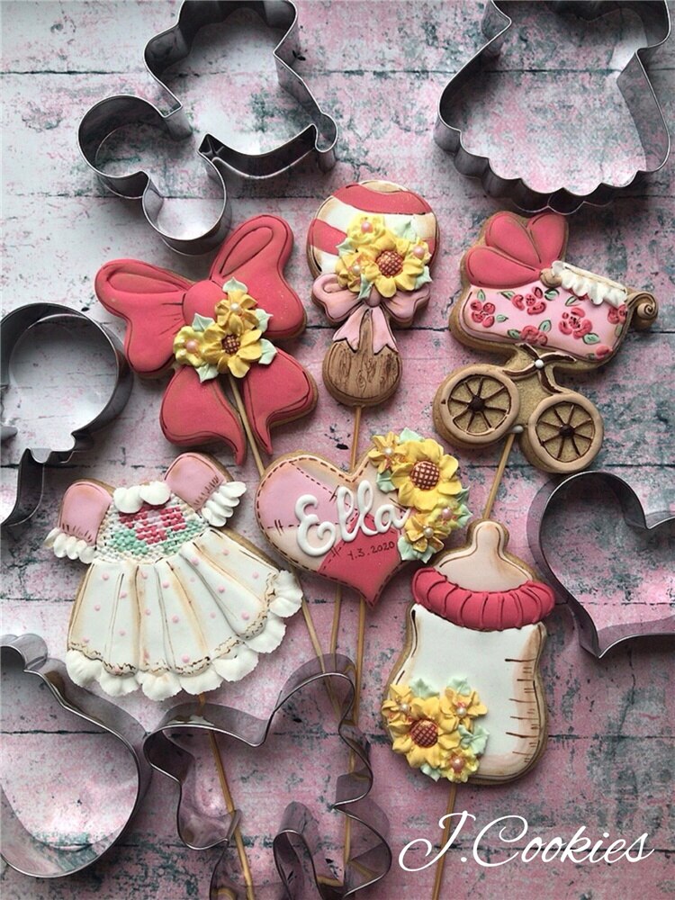 Keniao prinsessekjole udstikker til baby shower / fødselsdag  - 10.2 x 10.8 cm -  kiks og fondant skærer - rustfrit stål