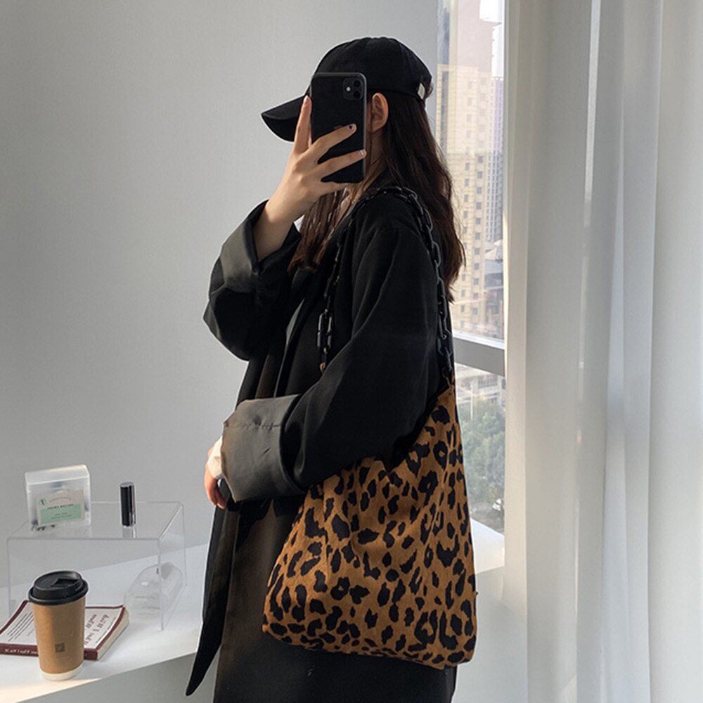 Autumn Winter Corduroy Shoulder Bags Retro Leopard Pattern Handbag Thick Chain Bags Female Daily Warm Soft