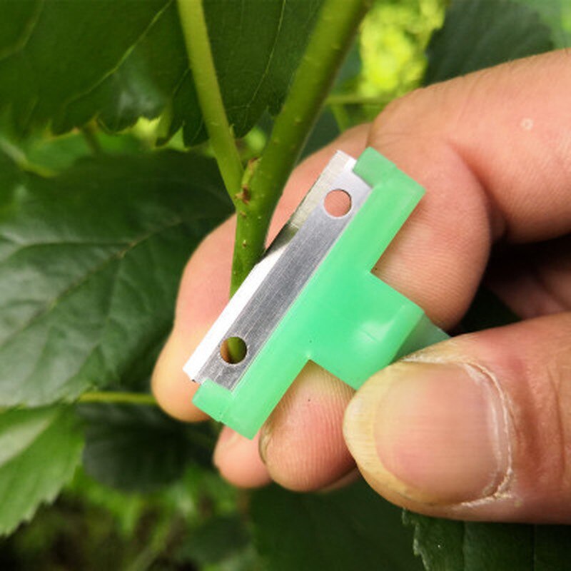 1PC Garden Pruner Fruit Picking Device Multifunction Thumb Knife Safe Fruit Blade Tool Cutting Blade Rings Finger Protector