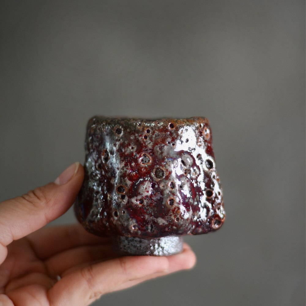 Jingdezhen ren handgjord lava röd låga liten teskål mal zhiye brinnande japansk mästarkopp gammal sten lera tekopp