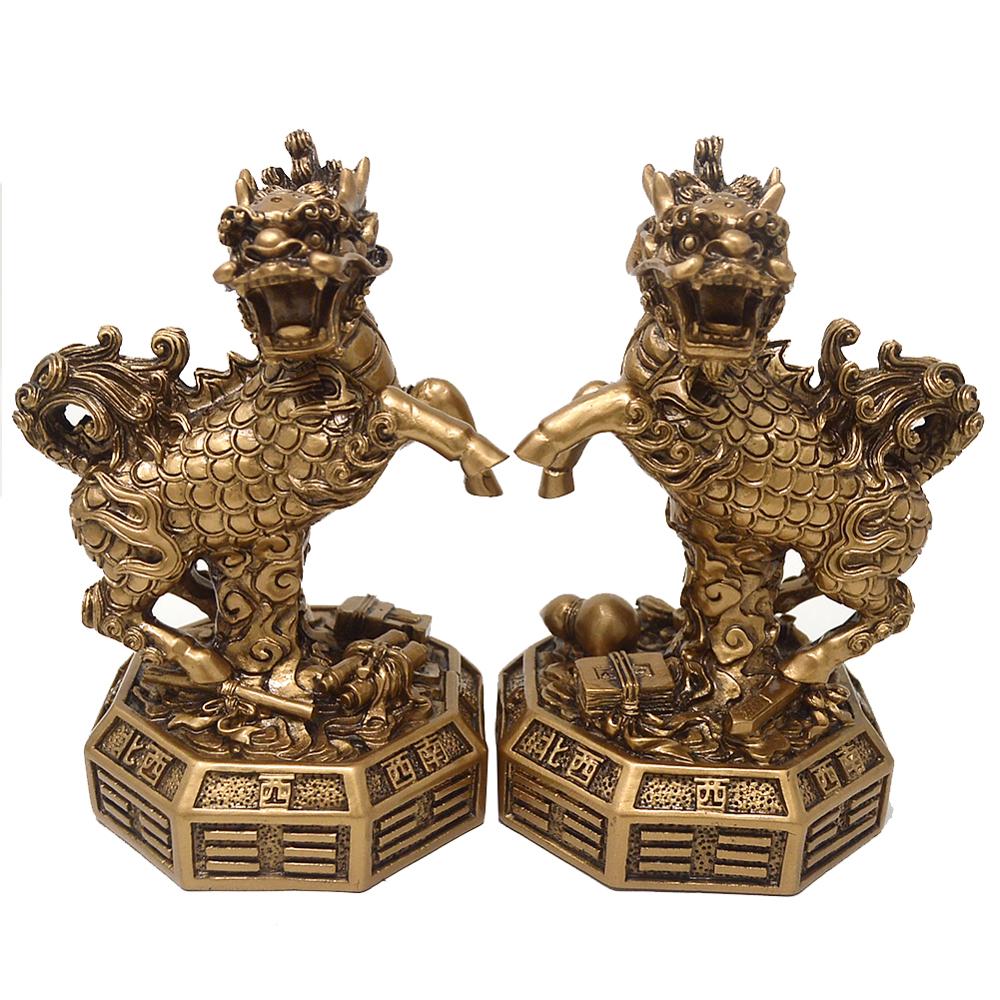 Chi lin Feng Shui - A Pair of Resin Statues Qilin/Chinese Kylin Guardian W4241