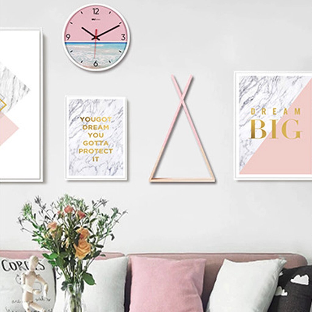 Estantería de pared de almacenamiento en estantes decorativos estante de vitrina triangular de madera para sala de estar, dormitorio, decoración para habitación de niños