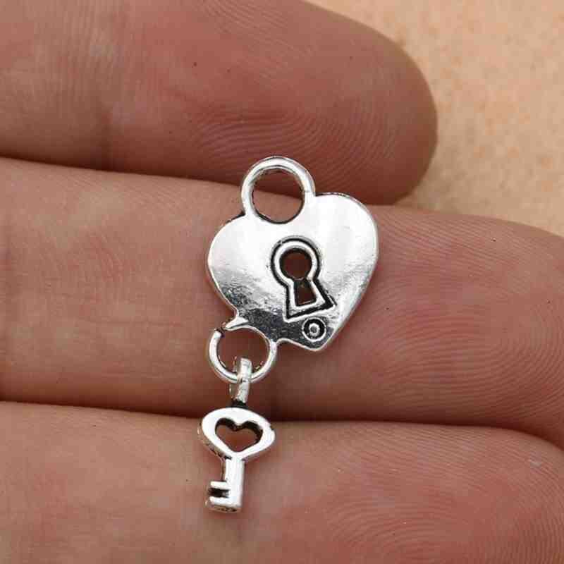 Colgantes de Charm de amor chapados en plata antigua, para pulsera, collar, accesorios, fabricación de joyería hecha a mano, 10 Uds.: s9