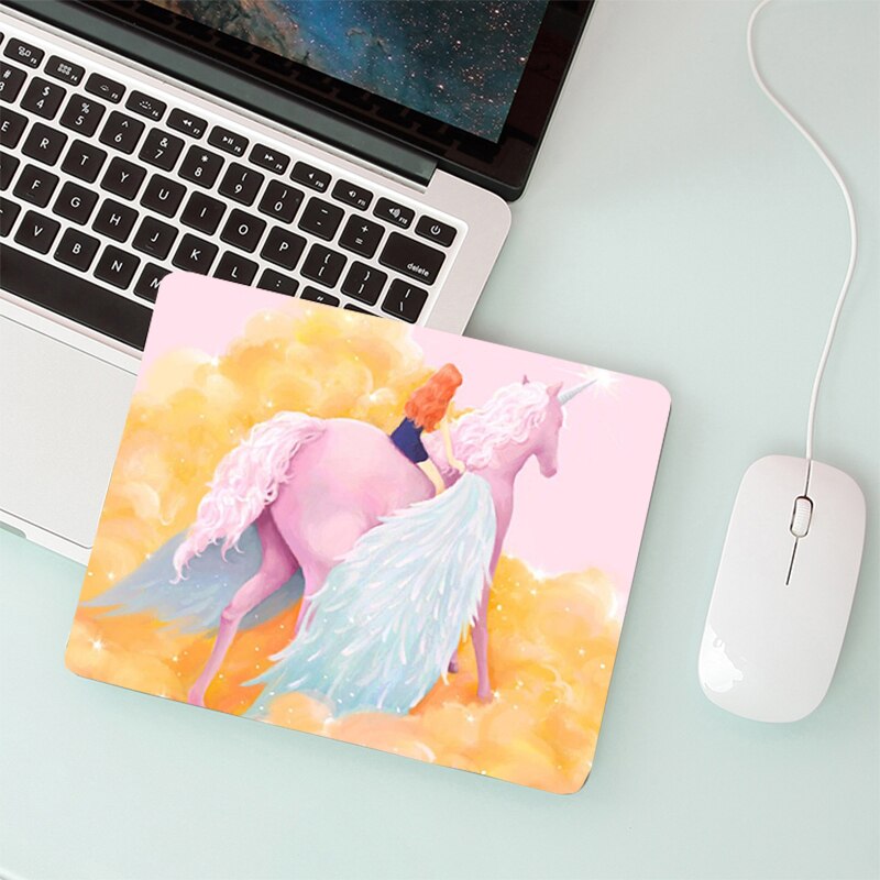 18X22CM Mooie Eenhoorn Mousepad Kleine Maat Voor Office Laptop Notebook Mat Beste Vergrendeling Rand Speed Gamer Muismat