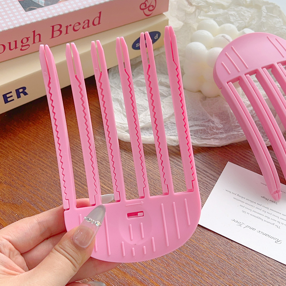 Women Fluffy Hair Roots Clips Comb Hairs Top Styling Curling Barrel Portable Korean Lazy Hairs Clip Volume Wind Sculpting Comb: Chocolate